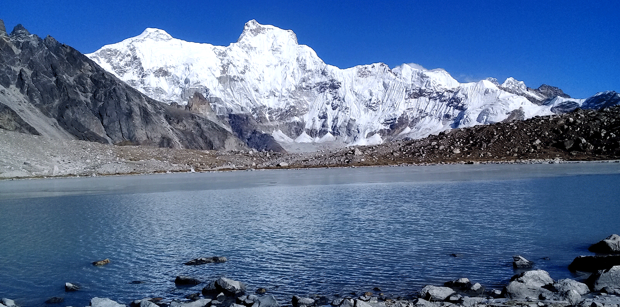 Gokyo lake trekking