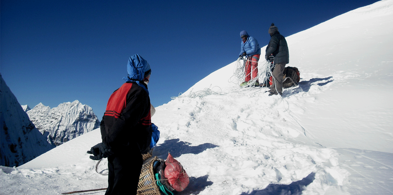 sherpani col pass