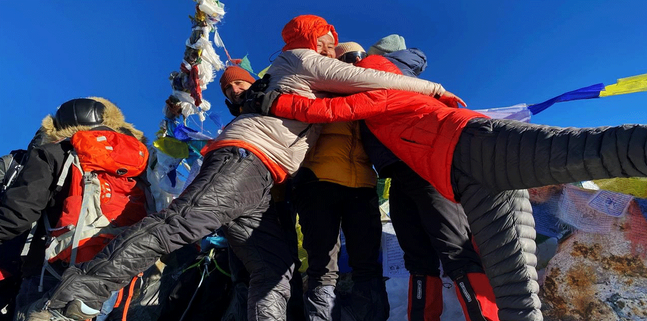 Yala Peak Climbing