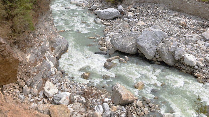 dudh koshi river